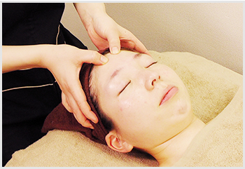 小顔リンパフェイシャリスト資格　施術風景_5